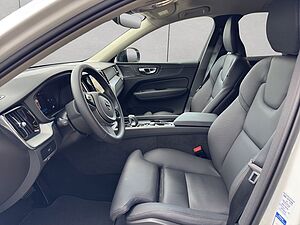 Volvo  Plus Dark