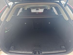 Volvo  Plus Dark