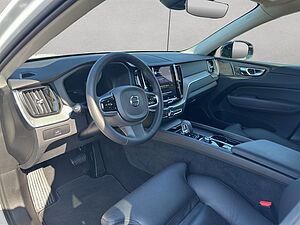 Volvo  Plus Dark