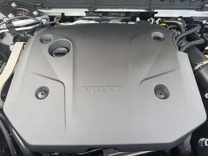 Volvo  Plus Dark