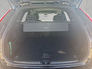 Volvo  Plus Dark