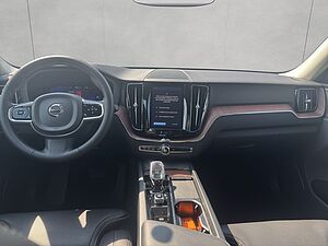 Volvo  Plus Dark