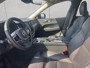 Volvo  Plus Dark