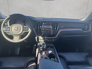 Volvo  Plus Dark