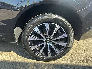 Volvo  Plus Dark