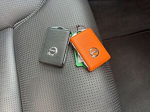 Volvo  Plus Dark