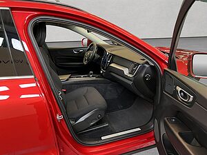 Volvo  Momentum Pro