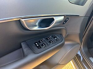 Volvo  Plus Bright