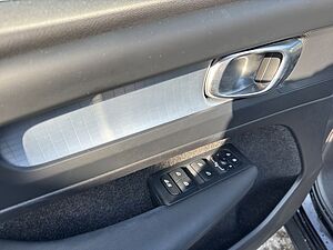 Volvo  Core