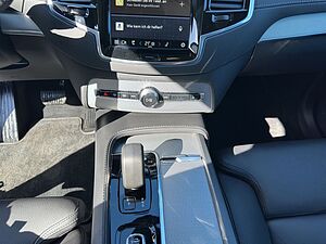 Volvo  Plus Bright