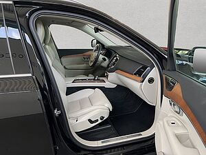 Volvo  Expression