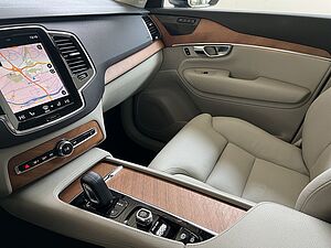 Volvo  Expression