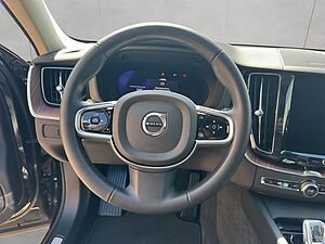 Volvo  Plus Dark