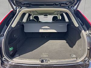 Volvo  Plus Dark