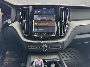Volvo  Plus Dark
