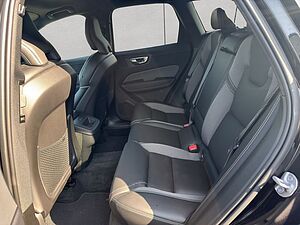 Volvo  Plus Dark