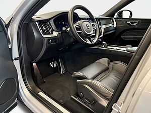 Volvo  XC60 R-Design, B4 Mild-Hybrid Diesel