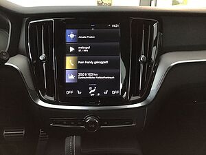 Volvo  V60 T6 TWIN ENGINE AWD Automatikgetriebe (186+65kW/253+87PS) R-Design