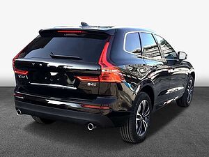 Volvo  XC60 Momentum Pro, B4 Mild-Hybrid Diesel AWD