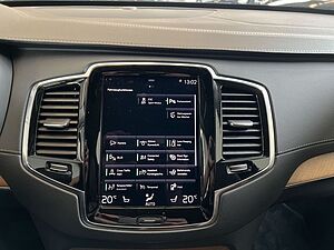 Volvo  XC90 T8 TWIN ENGINE AWD Automatikgetriebe (223+65kW/303+87PS) Inscription (7-Sit