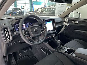 Volvo  XC40 Momentum Core, T2 Schaltgetriebe