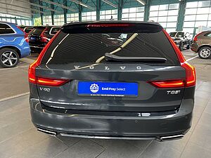 Volvo  V90 T8 TWIN ENGINE AWD Automatikgetriebe (223+65kW/303+87PS) R-Design