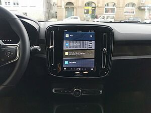 Volvo  XC40 Recharge 82 kWh Twin Motor  300 kW, 5-türig (Strom)