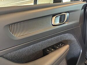 Volvo  Electric