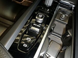 Volvo  T8 Twin Engine AWD Geartronic R-Design