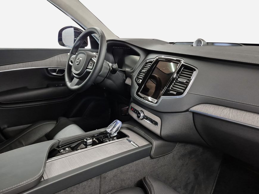 Volvo  Dark