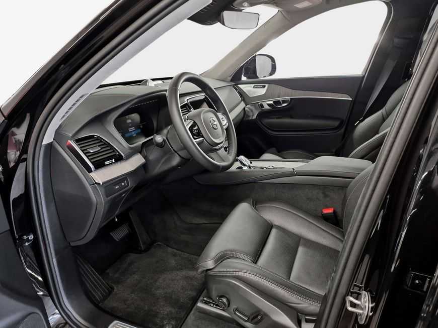 Volvo  Dark