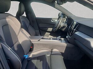 Volvo  B5 B AWD  Stdhzg * Pano