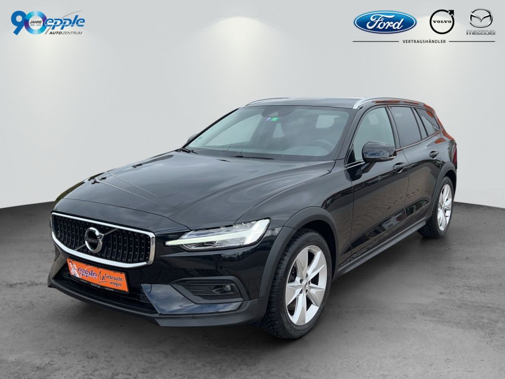 Volvo  V60 Cross Country Pro, B5 Mild-Hybrid Benzin AWD