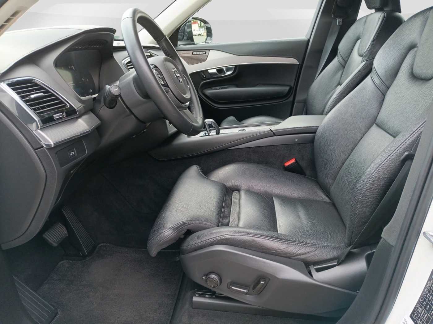 Volvo  B5 AWD Plus Dark 360°/H&K/Standhzg.