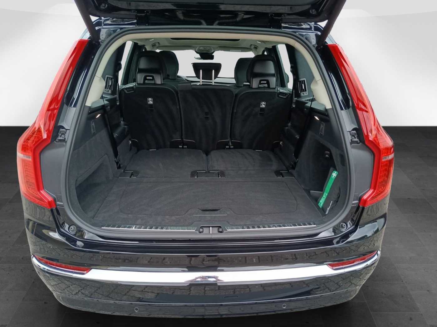 Volvo  T8 AWD Ultra Bright Pano/Head-up/Cam