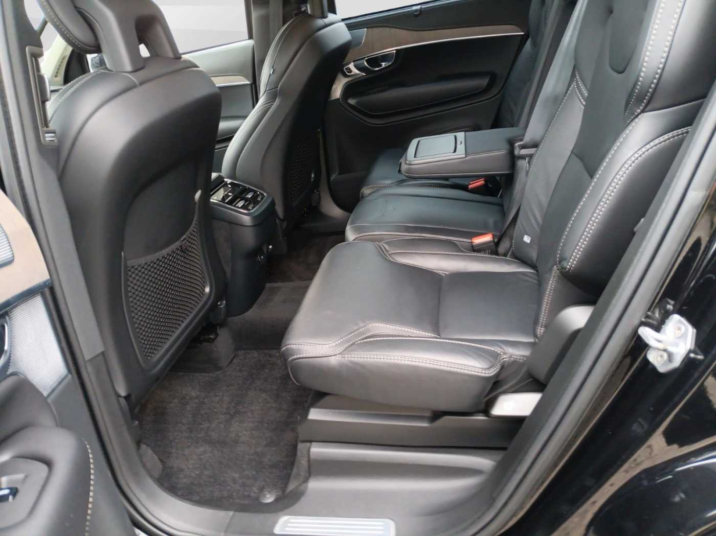 Volvo  B6 AWD Inscrip Gepanzert Armoured  NIJ-IIIA