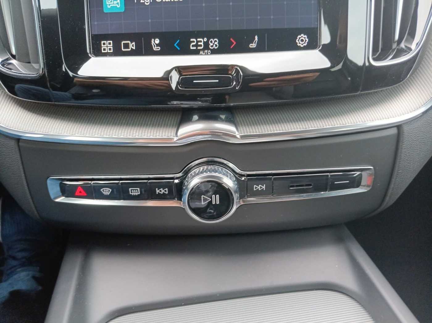 Volvo  T6 AWD Black Edit. PLUS AHK/360°/Panorama
