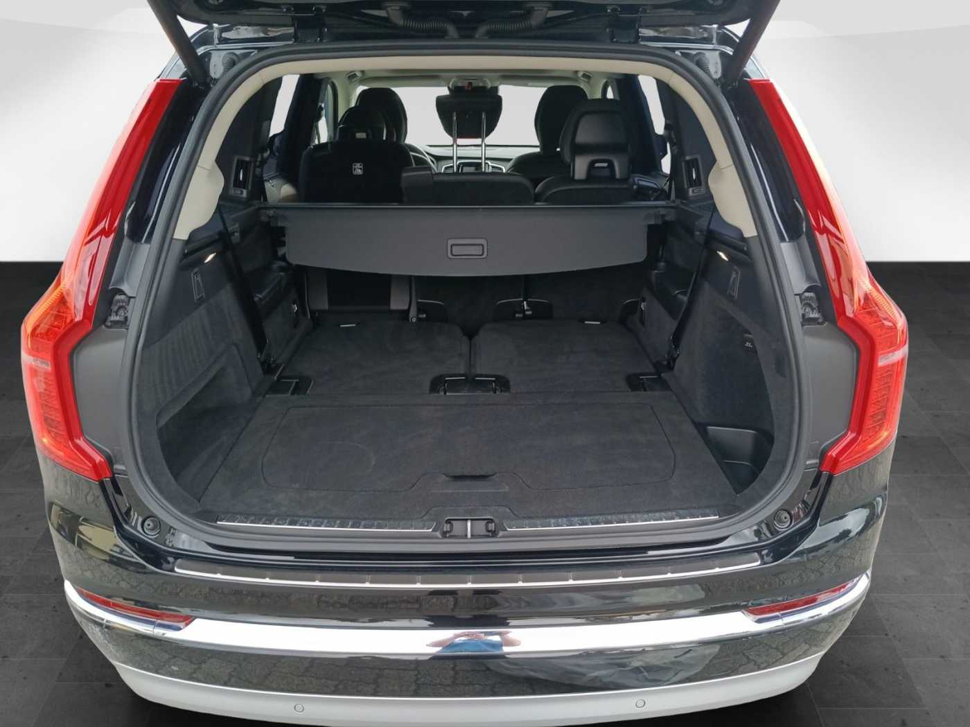 Volvo  T8 AWD Plus Bright 360°/Pano/Alarmanlage