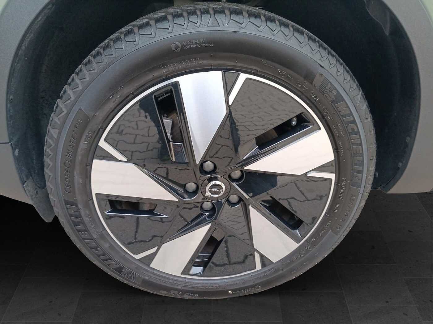 Volvo  Single Extended Plus /Cam/ ACC /