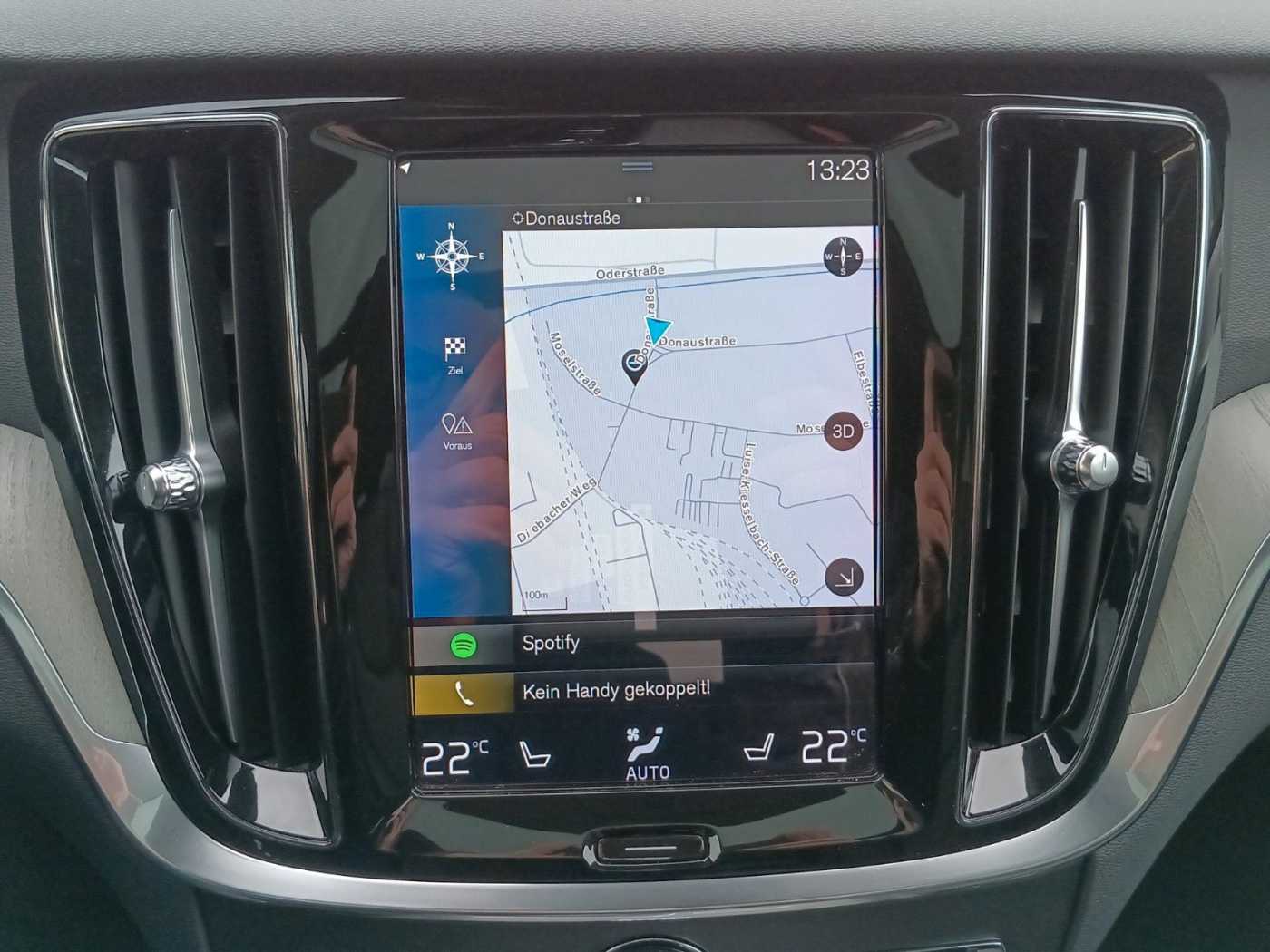 Volvo  B4 Inscription  360°/Pano/Head-up/Standhzg.