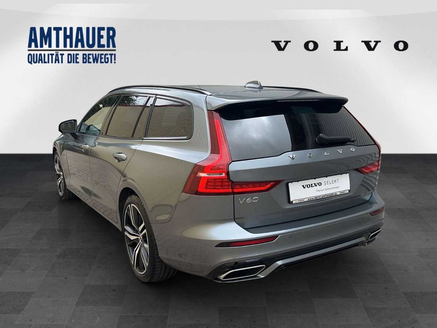 Volvo  T8 R Design Twin Engine AWD Head-up/Pano/AHK