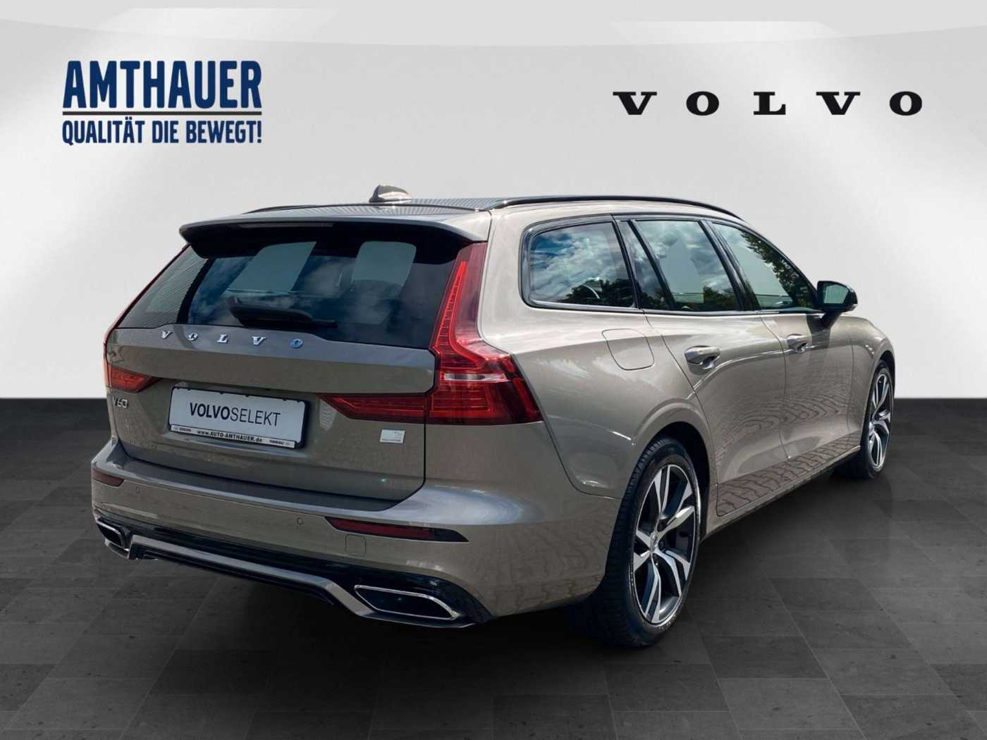 Volvo  T6 Recharge R-Design  - H&K/Cam/Head-up