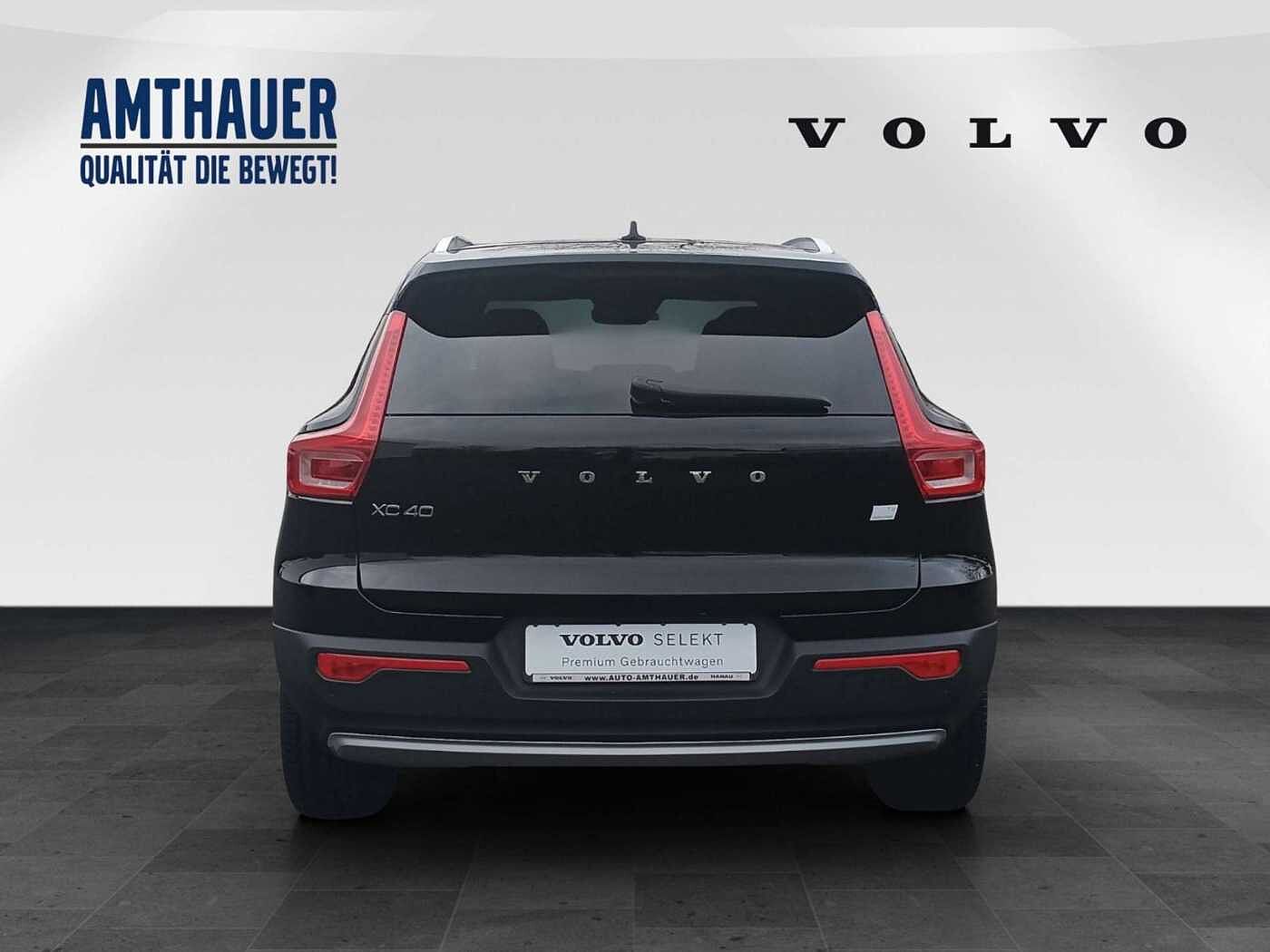 Volvo  T4 Inscription Expression H&K/Pano/Cam