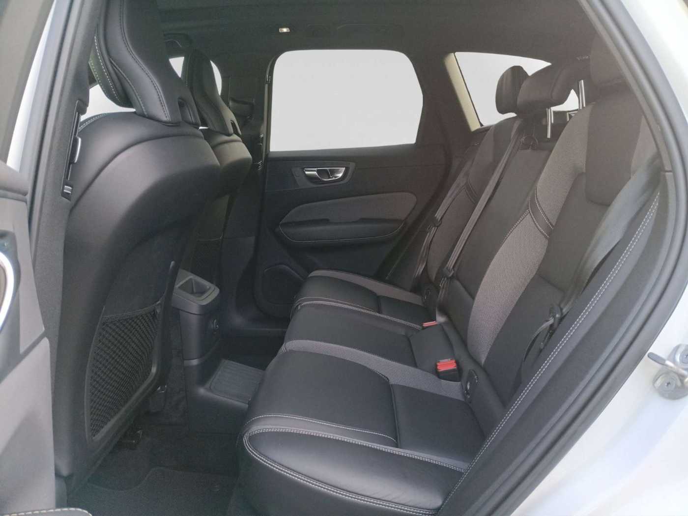 Volvo  Recharge T6 PLUS Dark 360°/Pano/ Standhzg