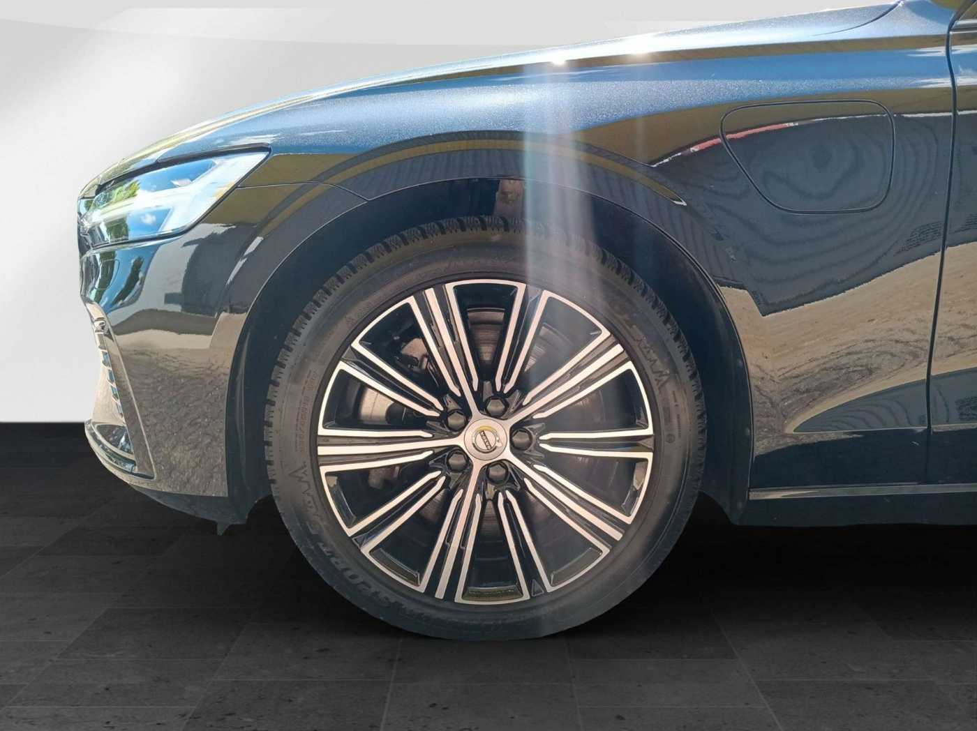 Volvo  T6 Twin Engine AWD Plus Dark Cam/LED/Navi