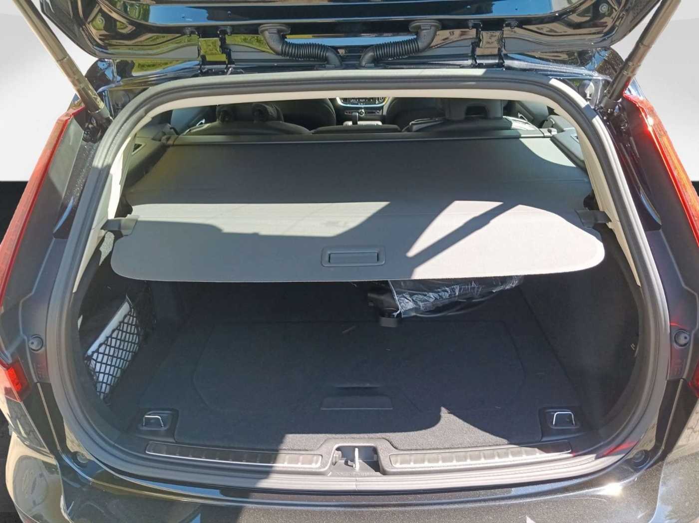 Volvo  T6 Twin Engine AWD Plus Dark Cam/LED/Navi