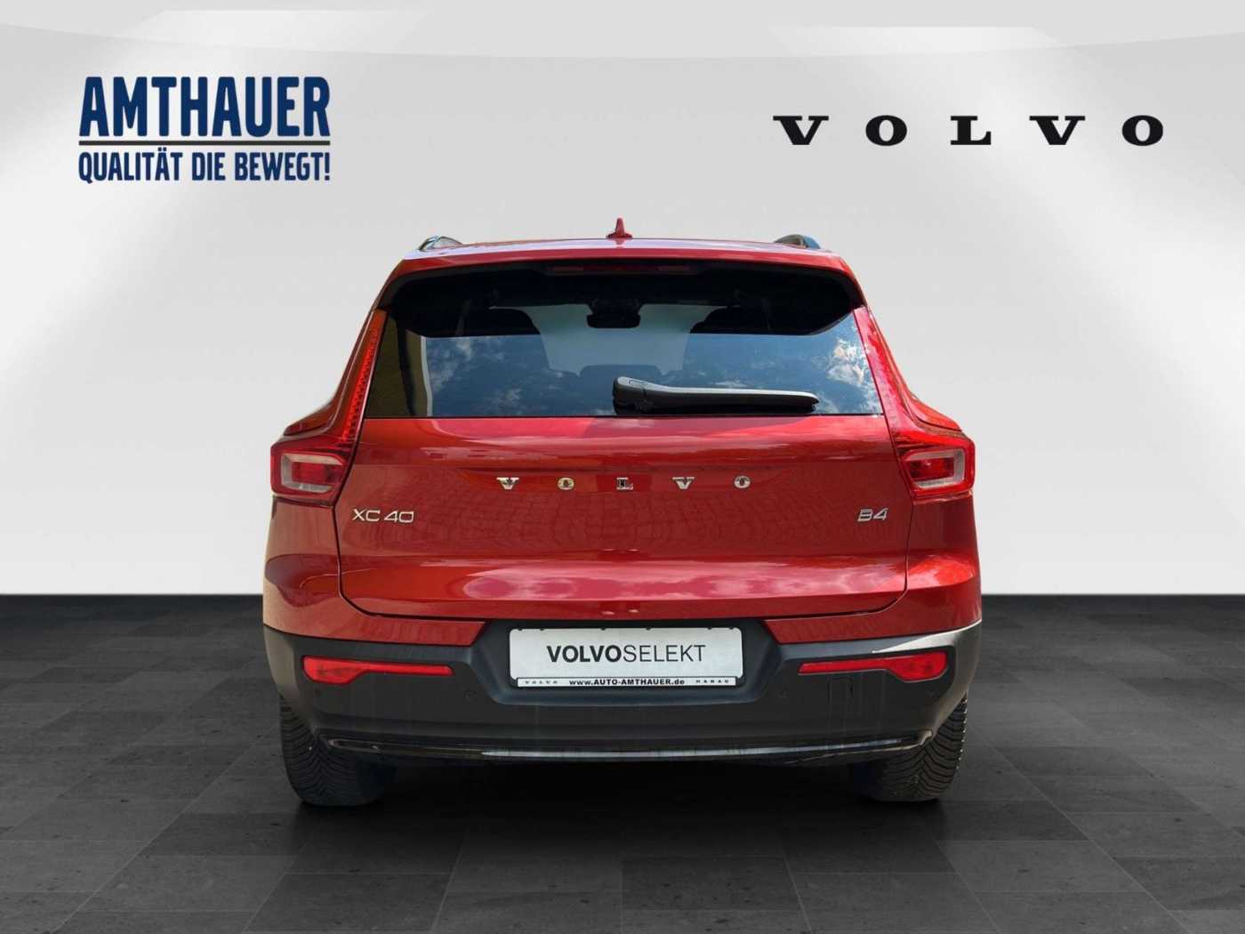 Volvo  B4 2WD Plus Dark Cam/LED/Alarmanlage