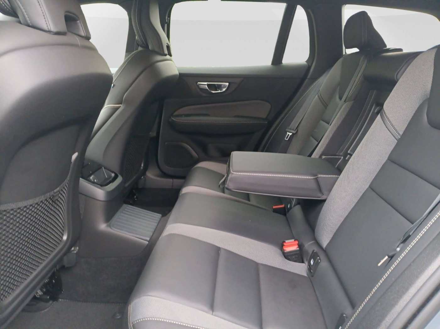 Volvo  T8 Twin Engine AWD Plus Dark Cam/AHK/H&K