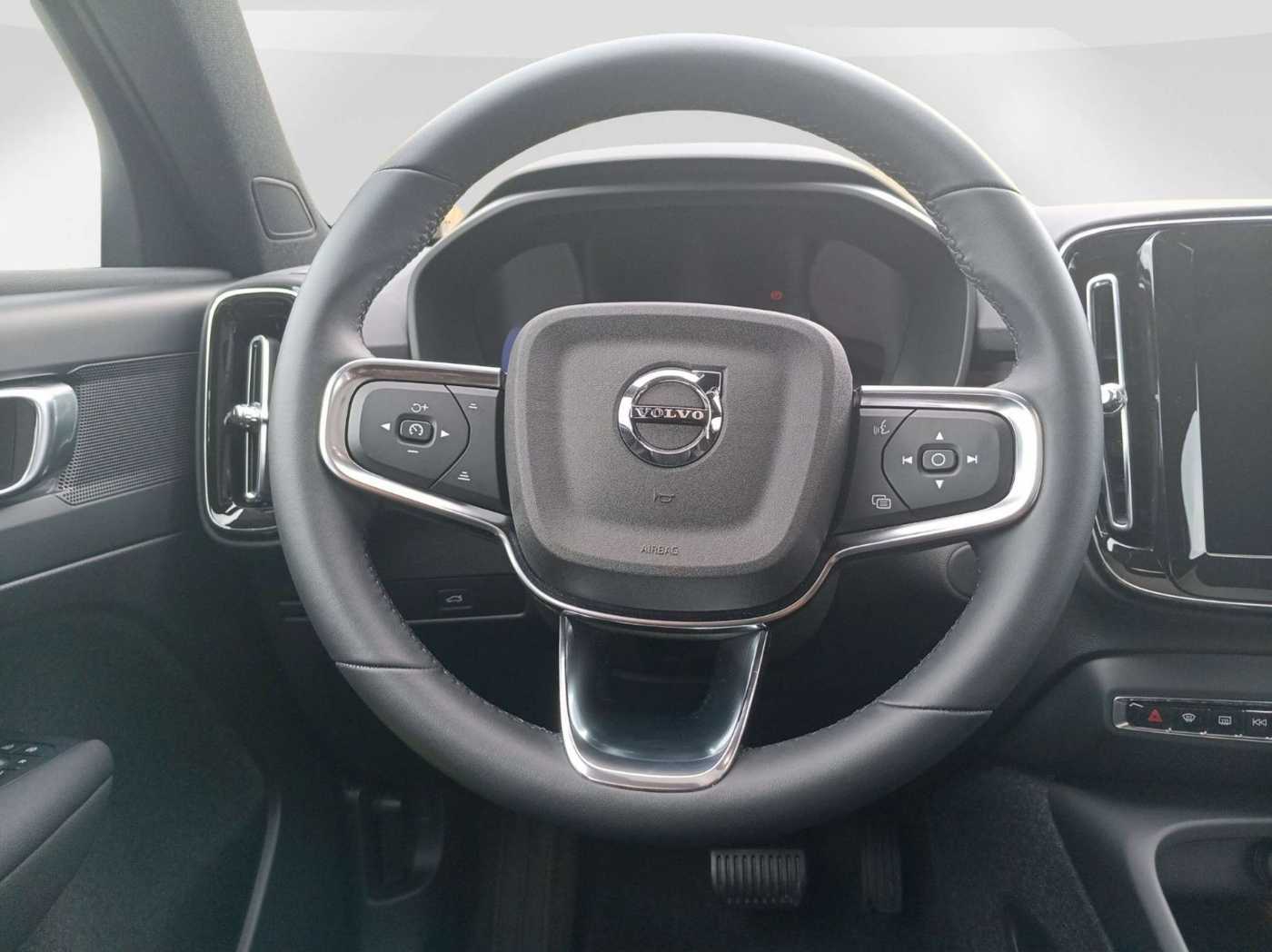 Volvo  Recharge Single Motor RWD Standhzg. /Cam/Pano