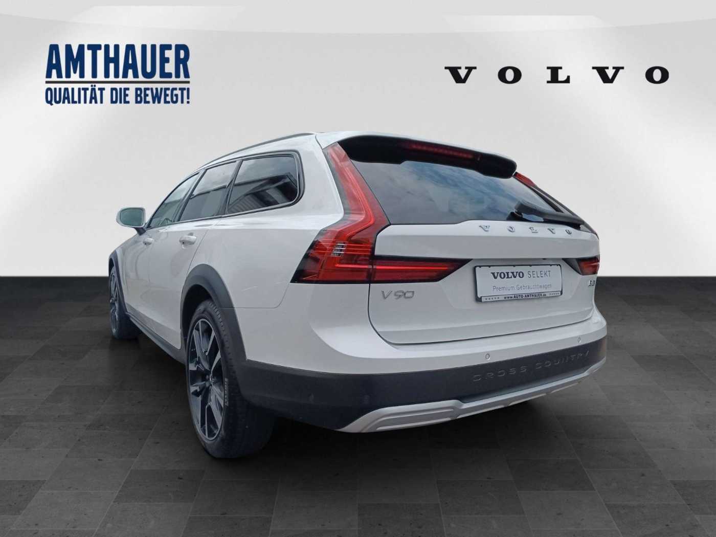 Volvo  Plus B5 AWD  AHK/360°/Standhzg